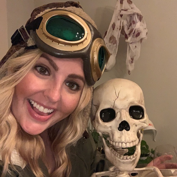 Meet your Posher, Kimberly - Picture 1 of 1